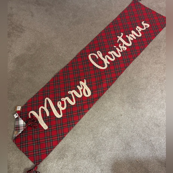 Holiday table Runner - mud pie - Picture 1 of 7